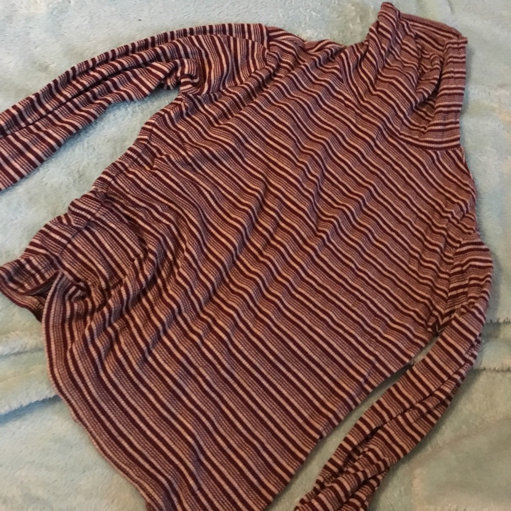 Cropped turtleneck